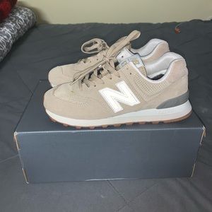 New Balance sneakers! 👟